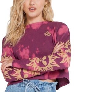 Urban Outfitters Cropped Waffle Knit Pullover Sun Print Size Medium/Large